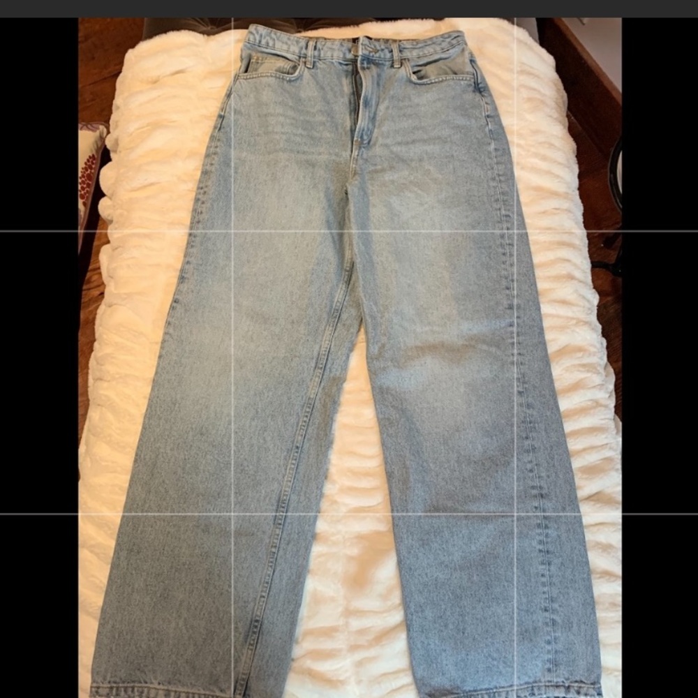 Urban Outfitters BDG baggy light wash jeans